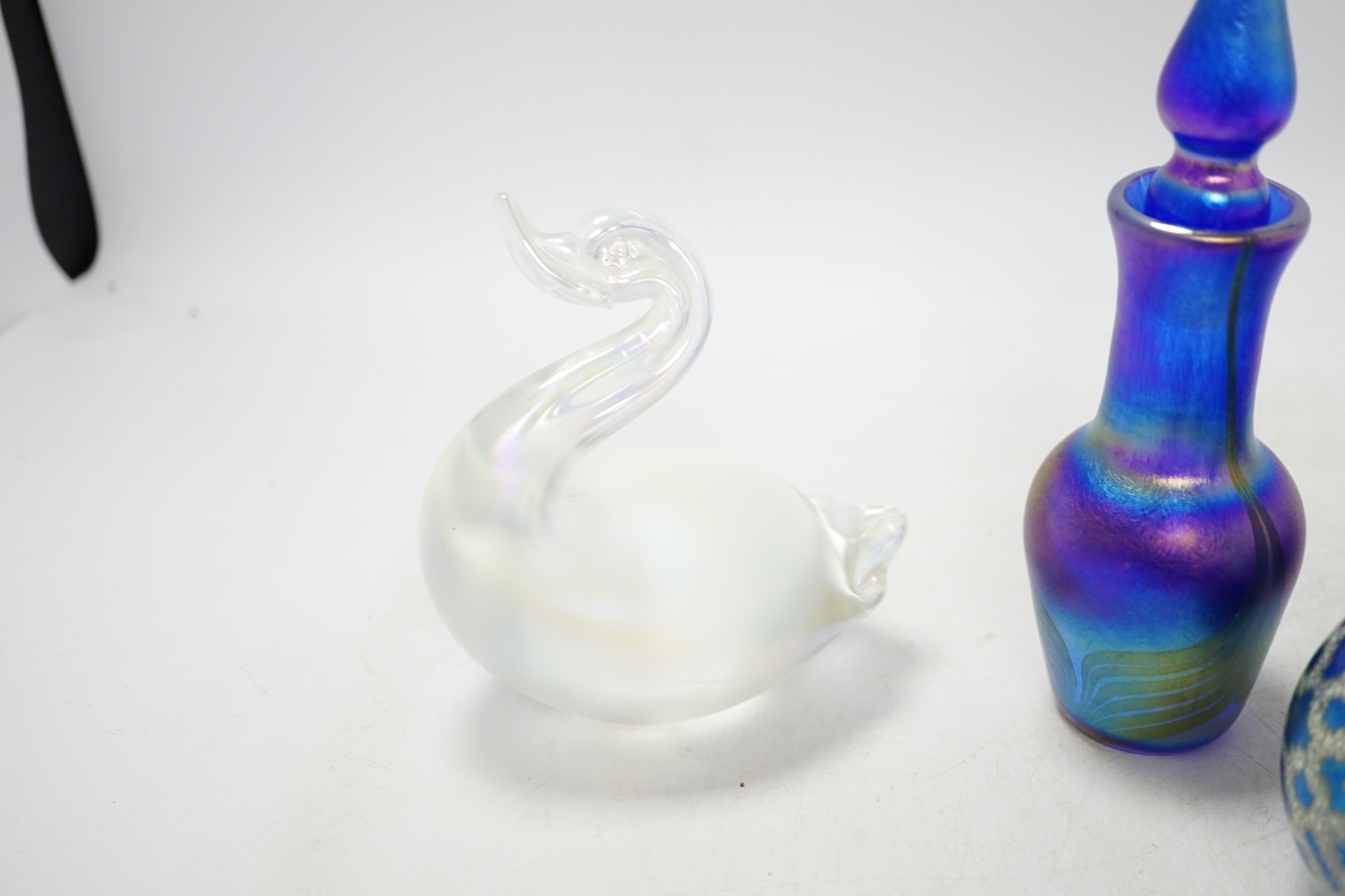 Five pieces of art glass to include four pieces of Glasform and a Siddy Langley spherical scent bottle and stopper, 21cm. Condition - good
